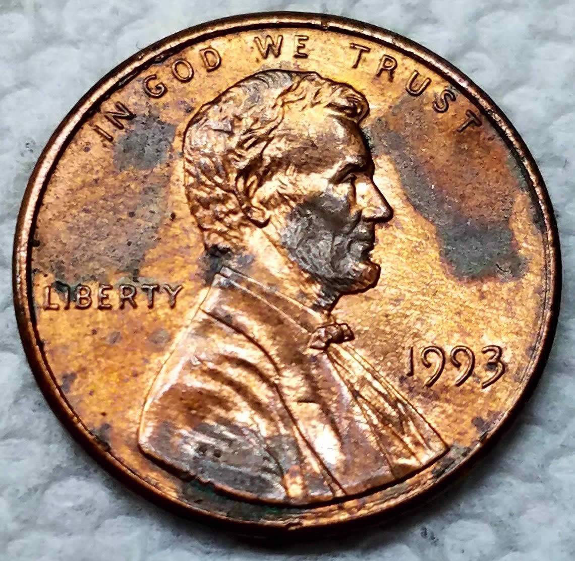 1993-P-Lincoln-Struck-Through-Over-Letter-And-Under-The-Same-Letter?